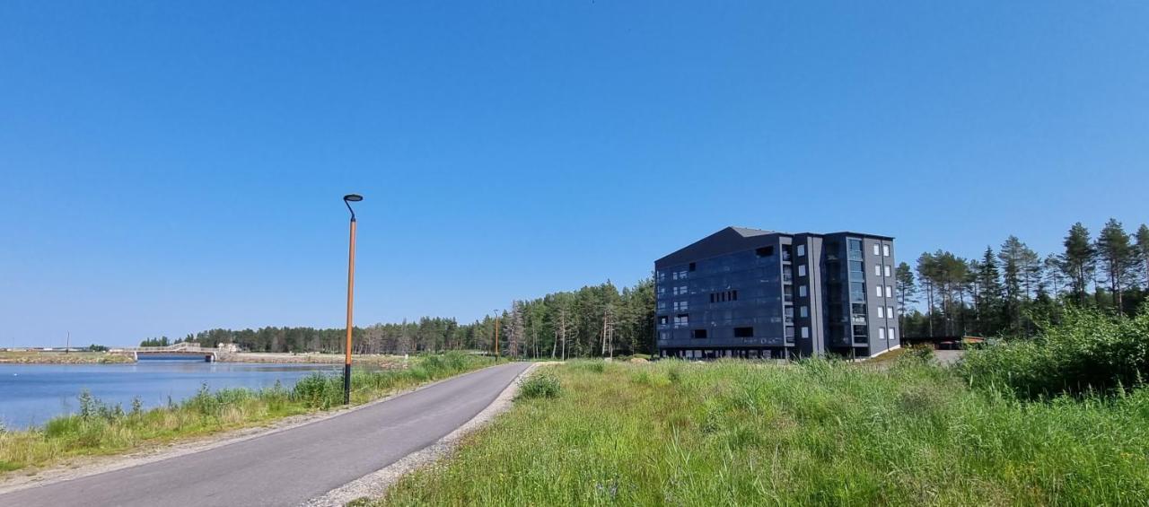 Marina Chalets Studios By Hiekka Booking - Sisaeltaeae Liinavaatteet Ja Loppusiivouksen Kalajoki Extérieur photo